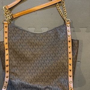 New Micheal Kors Handbag
